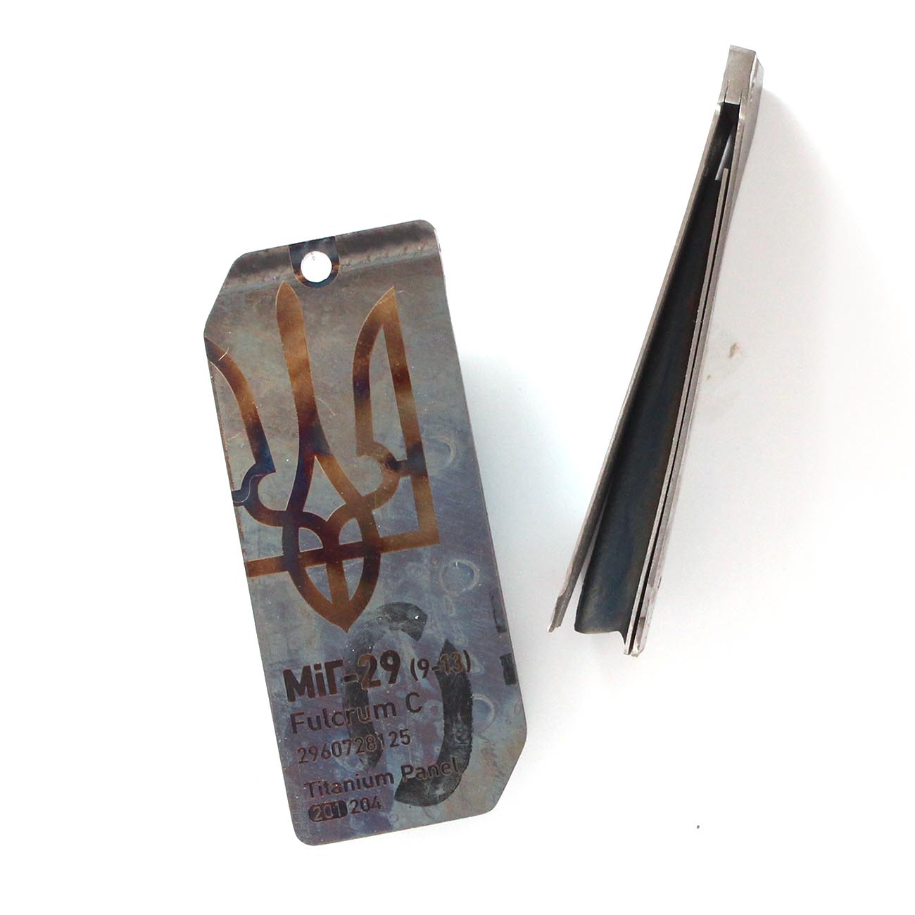 MiG-29 Fulcrum | Titanium Tags with Triangular Structures | 196-204